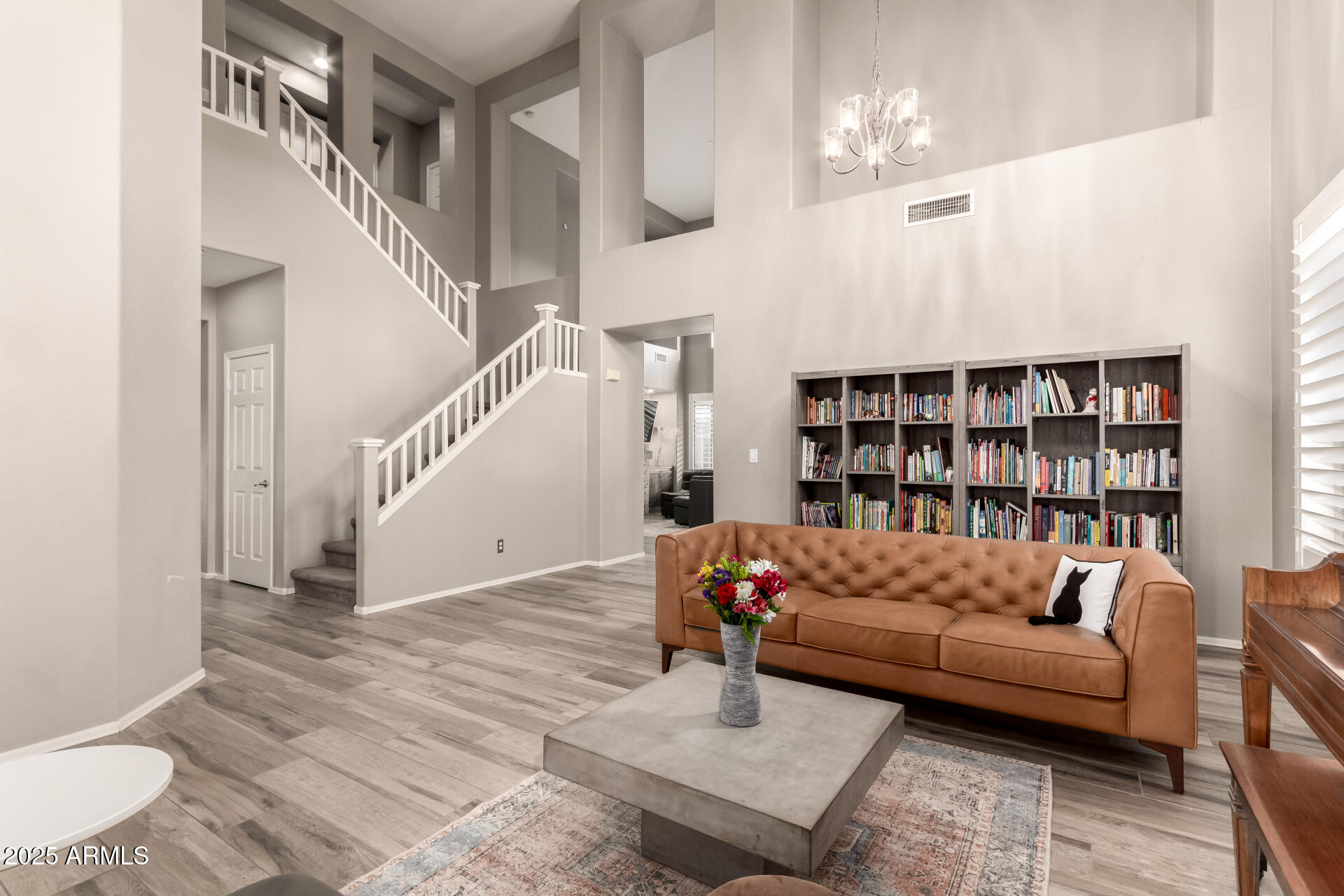 2527 West Kit Carson Trail Anthem, AZ 85086 - Photo 8 of 49 Tall Ceilings