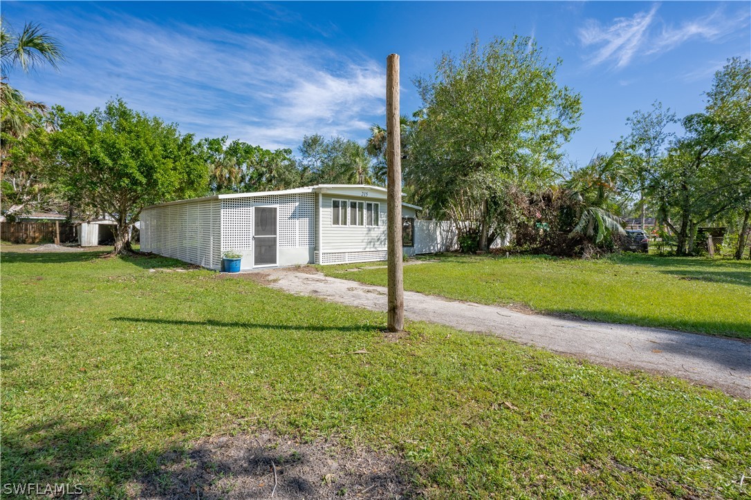 215 Palmacea Road Fort Myers, FL 33905 - Photo 4 of 24 Gallery Image 4