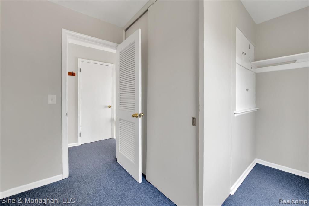 791 Harcourt Road Grosse Pointe, MI 48230 - Photo 19 of 40