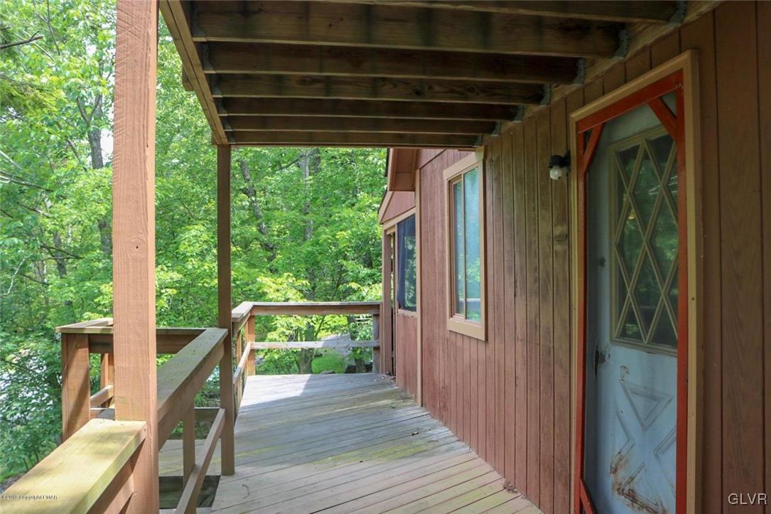 228 Regent Street Bushkill, PA 18324 - Photo 2 of 16