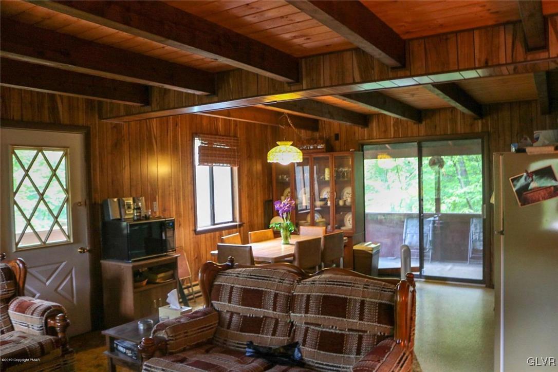 228 Regent Street Bushkill, PA 18324 - Photo 5 of 16