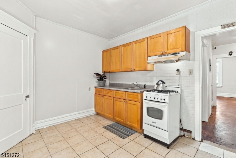 14 Scheerer Avenue Newark, NJ 07112 - Photo 31 of 46 Gallery Image 31