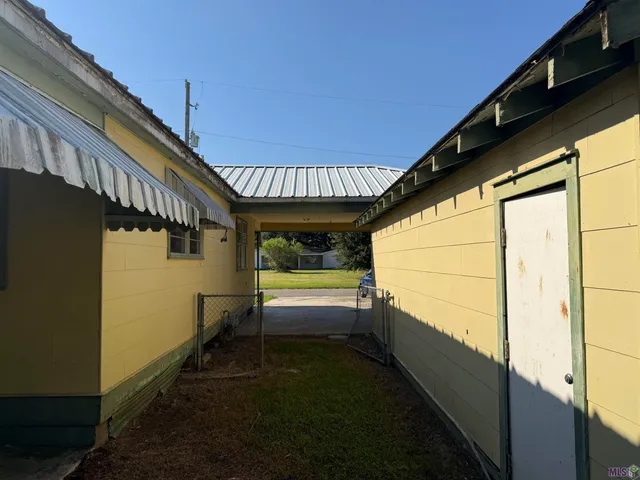 $89,000 | 58425 Canal Street, Plaquemine, LA 70764