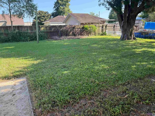 $89,000 | 58425 Canal Street, Plaquemine, LA 70764