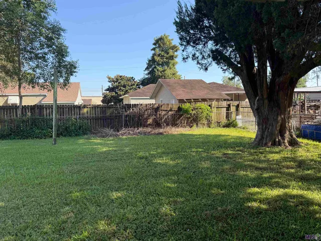 $89,000 | 58425 Canal Street, Plaquemine, LA 70764