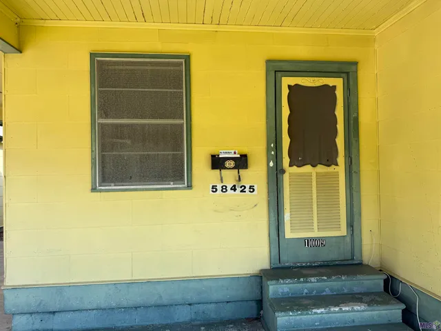 $89,000 | 58425 Canal Street, Plaquemine, LA 70764