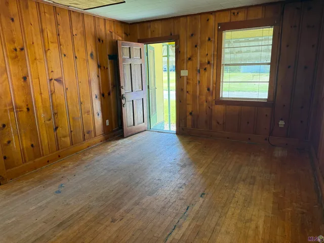 $89,000 | 58425 Canal Street, Plaquemine, LA 70764