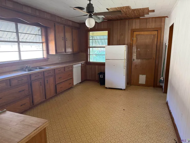 $89,000 | 58425 Canal Street, Plaquemine, LA 70764