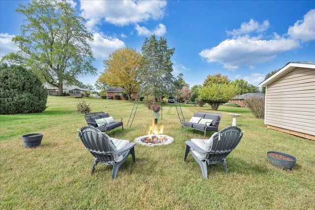 $299,900 | 1102 Maiden Lane, Bedford, VA 24523