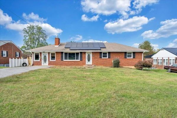 $299,625 | 1102 Maiden Lane, Bedford, VA 24523