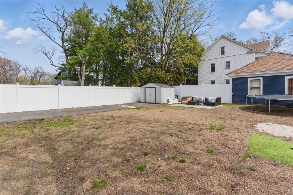 27 Newhall Street Springfield, MA 01109 - Photo 25 of 27 Gallery Image 25