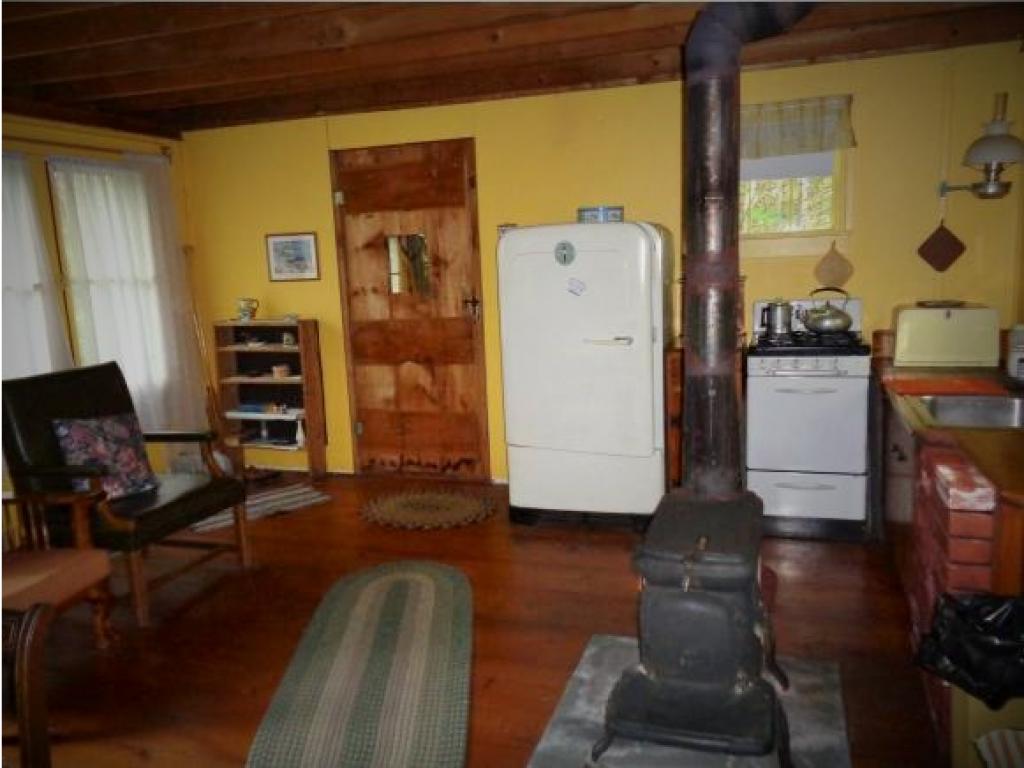 591 Cedar Stream Road Weare, NH 03281 - Photo 3 of 19