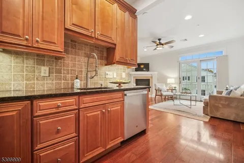 $575,000 | 31 Church Street, Unit 306, South Orange, NJ 07079