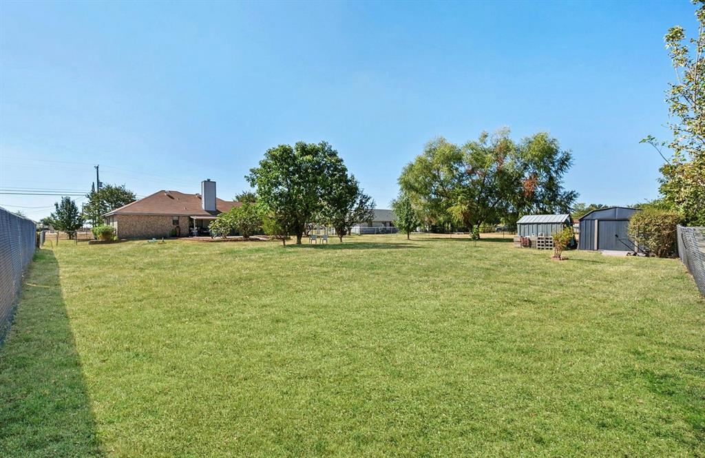 649 East Reindeer Road Lancaster, TX 75146 - Photo 20 of 24 Gallery Image 20