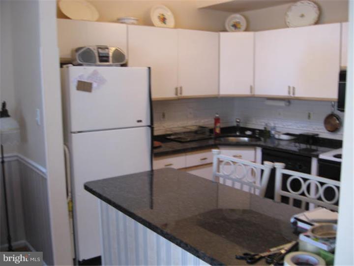 39 Eraser Road Moorestown, NJ 08057 - Photo 4 of 14 Kitchen