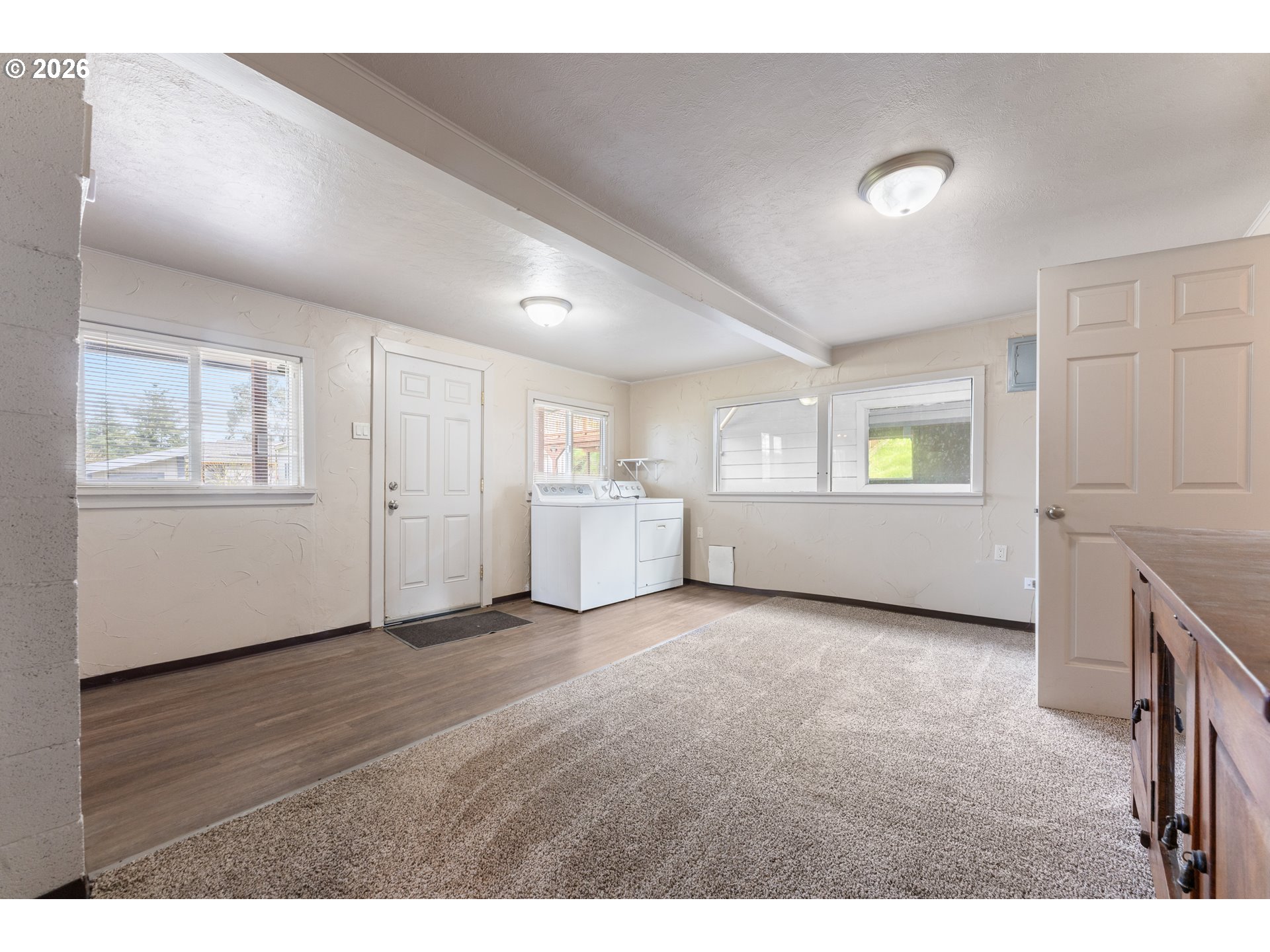 65851 North Bay Road North Bend, OR 97459 - Photo 25 of 26 Den/Office