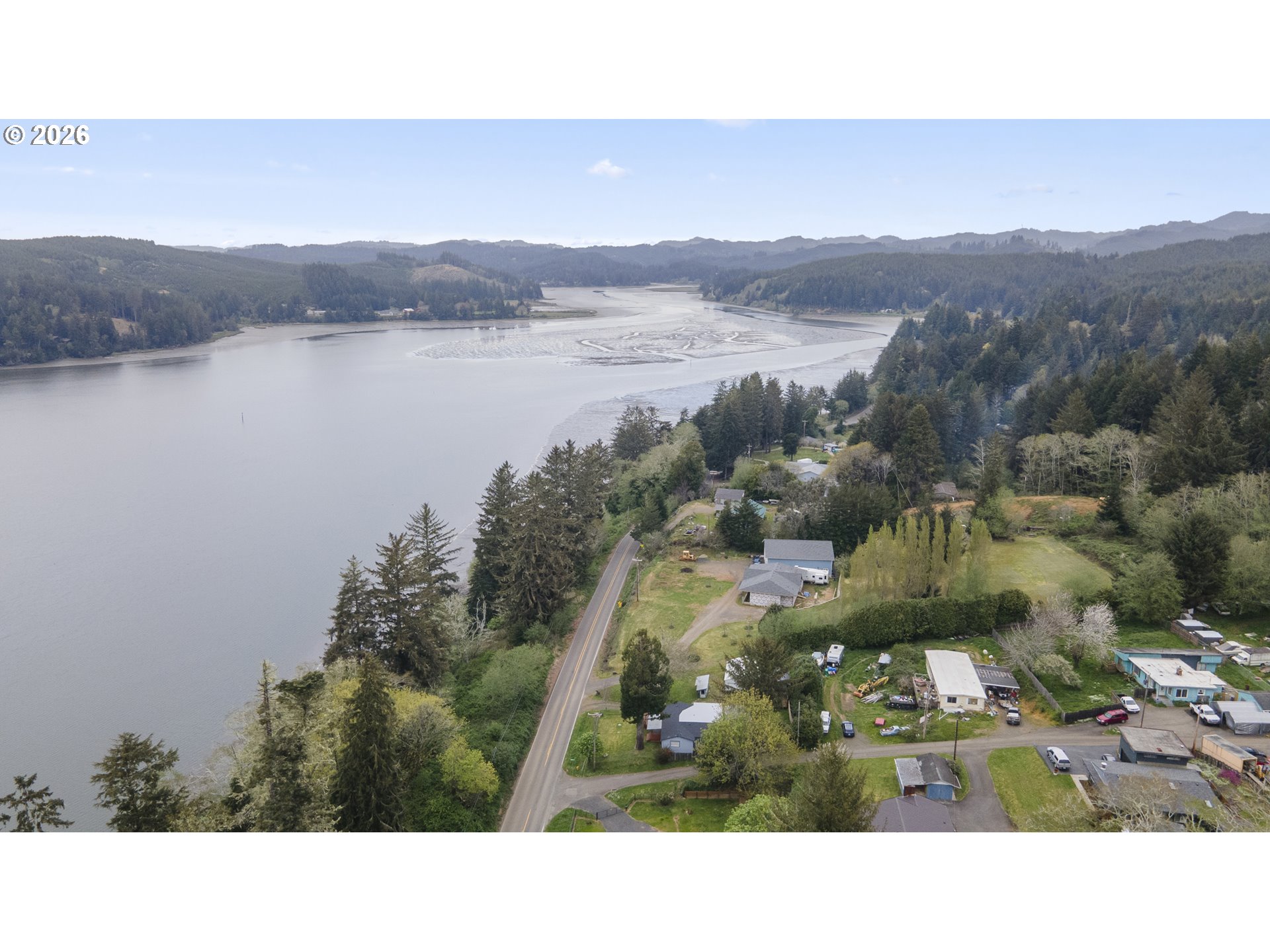 65851 North Bay Road North Bend, OR 97459 - Photo 4 of 26