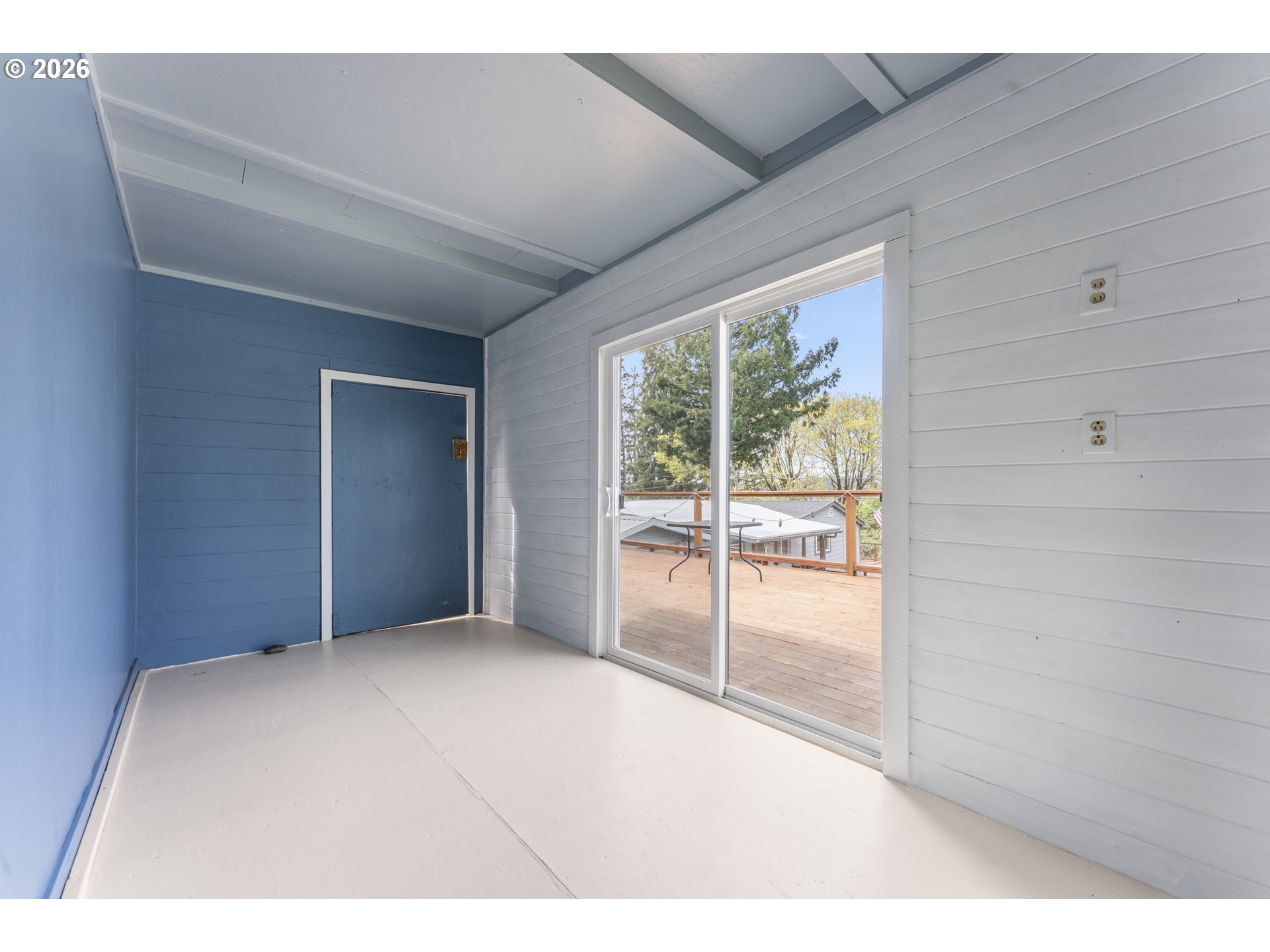 65851 North Bay Road North Bend, OR 97459 - Photo 10 of 26 Shed