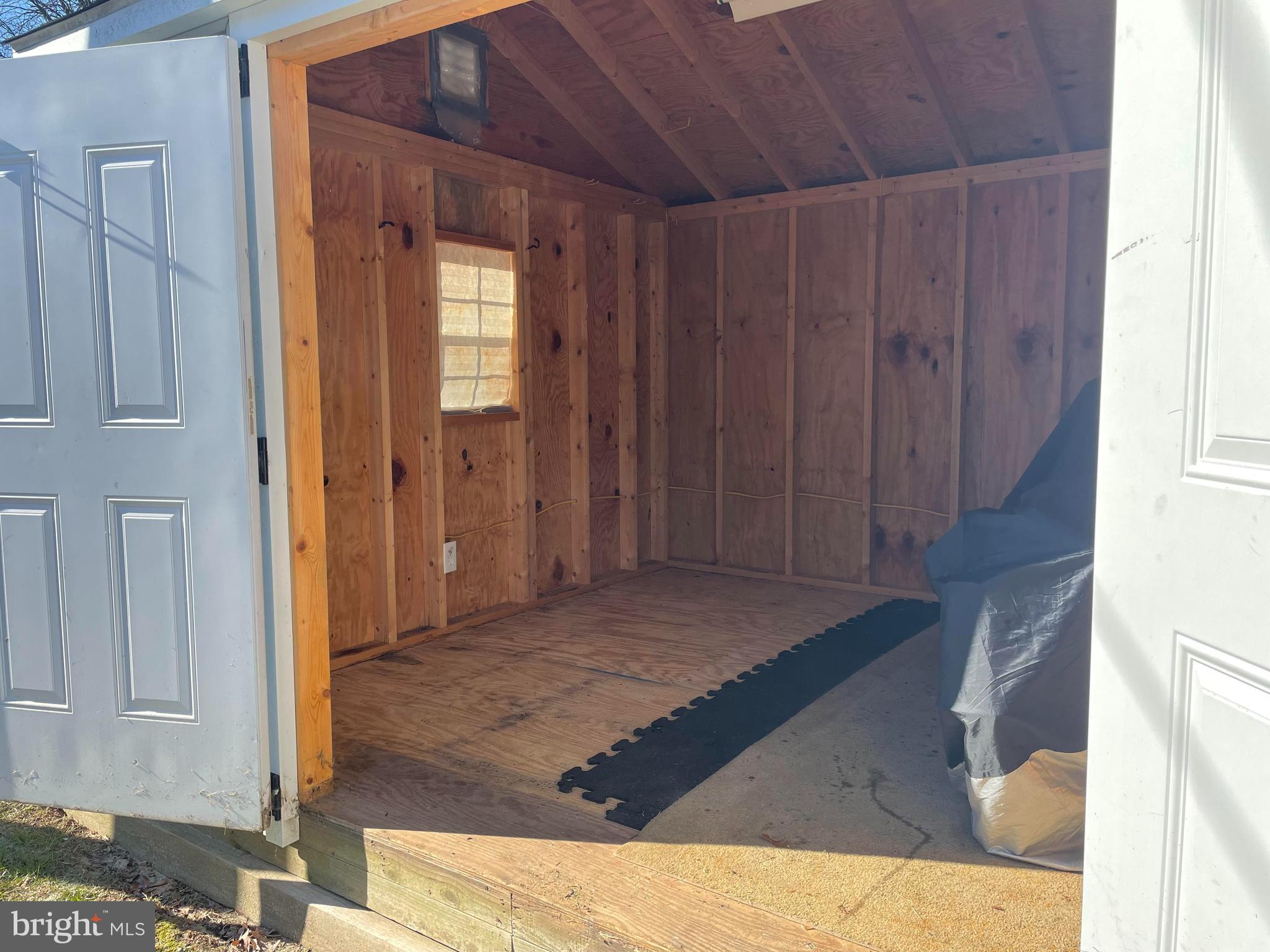 1964 East Oak Road, Unit L4 Vineland, NJ 08361 - Photo 37 of 38 Interior of Shed