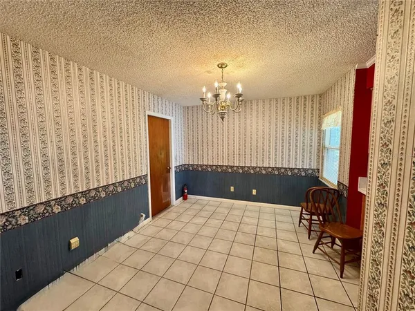 $285,000 | 1221 Southwest 75th Drive, Gainesville, FL 32607