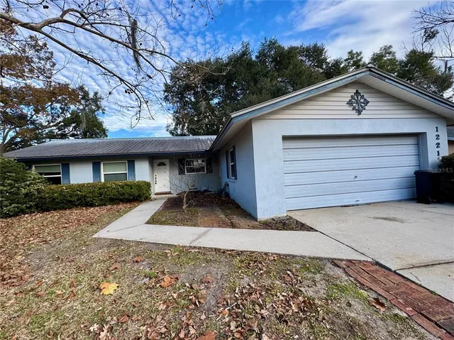 $285,000 | 1221 Southwest 75th Drive, Gainesville, FL 32607
