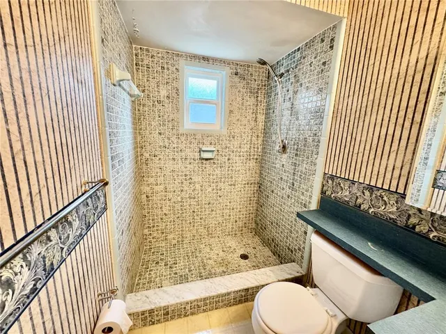 $285,000 | 1221 Southwest 75th Drive, Gainesville, FL 32607