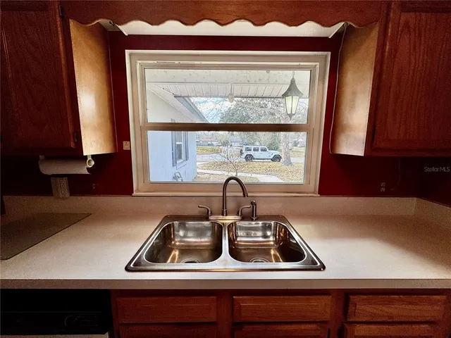 $285,000 | 1221 Southwest 75th Drive, Gainesville, FL 32607