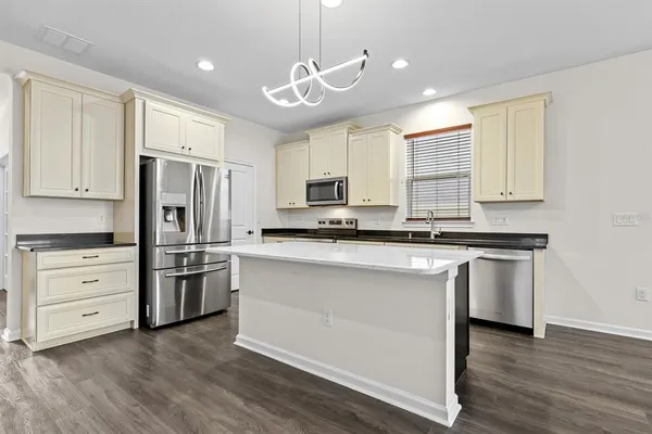 $2,600 | 10733 Planer Picket Drive, Riverview, FL 33569