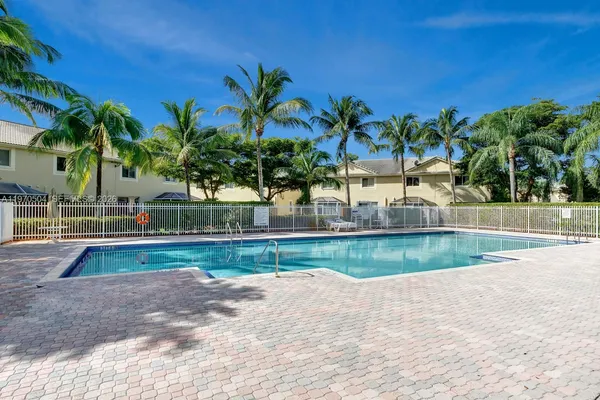 $2,850 | 2590 Cordoba Bend, Unit 2590, Weston, FL 33327