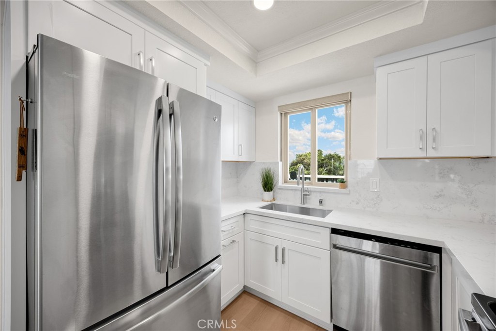 1445 South Pacific Street, Unit R Oceanside, CA 92054 - Photo 9 of 35 Gallery Image 9