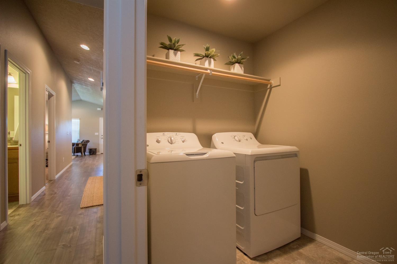 878 North Trinity Way Sisters, OR 97759 - Photo 17 of 22 Additional Photo