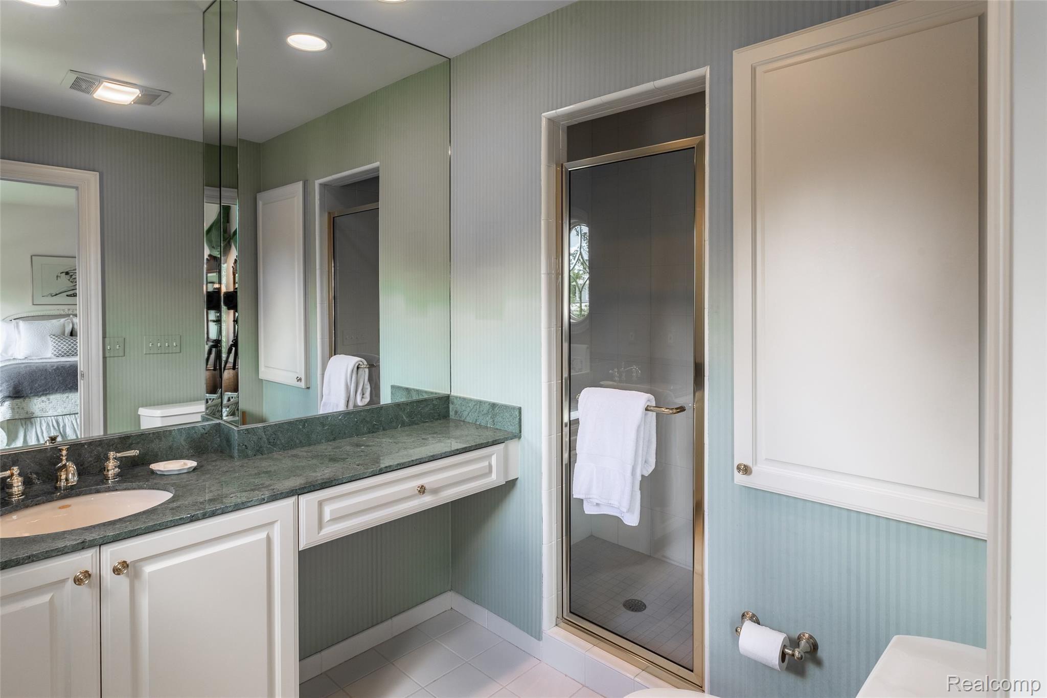 222 Aspen Road Birmingham, MI 48009 - Photo 46 of 50 48.jpg