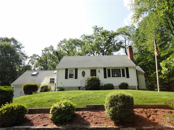 2 Sherwood Road Auburn, MA 01501 - Photo 1 of 30 Gallery Image 1