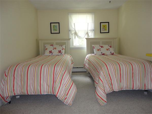 2 Sherwood Road Auburn, MA 01501 - Photo 21 of 30 Gallery Image 21