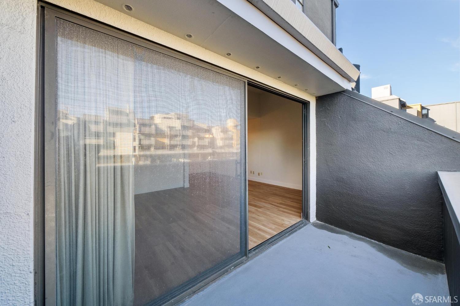 7 Embarcadero West, Unit 111 Oakland, CA 94607 - Photo 48 of 49