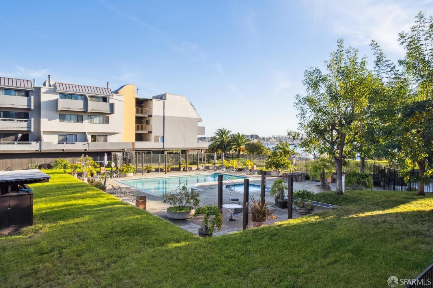 7 Embarcadero West, Unit 111 Oakland, CA 94607 - Photo 49 of 49