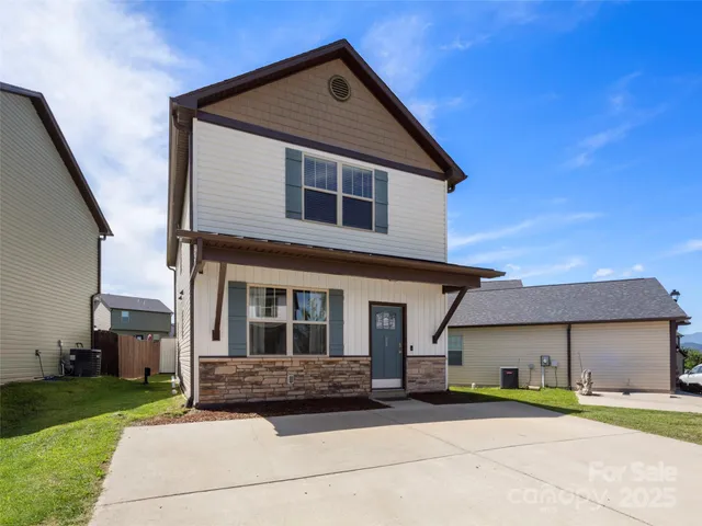 $389,000 | 84 Cardwell Lane, Fletcher, NC 28732