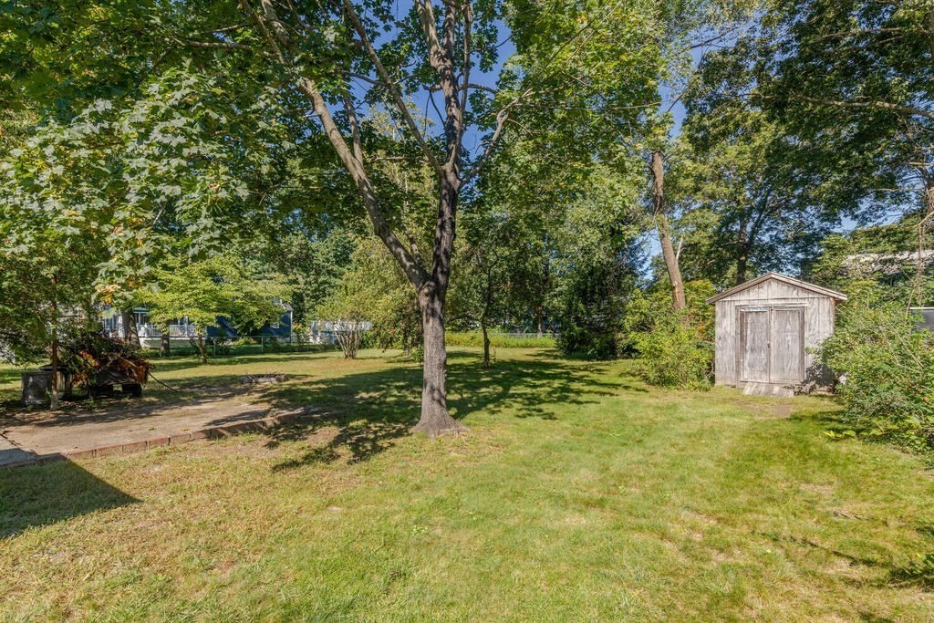 21 Community Road Billerica, MA 01821 - Photo 29 of 30