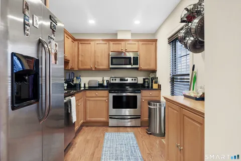 $3,300 | 59 Liberty Street, Unit 21, Stamford, CT 06902