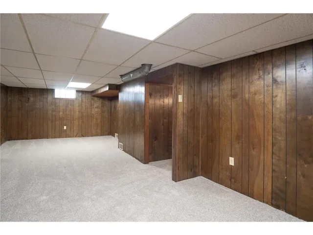 $2,400 | 3708 Xenia Avenue North, Crystal, MN 55422