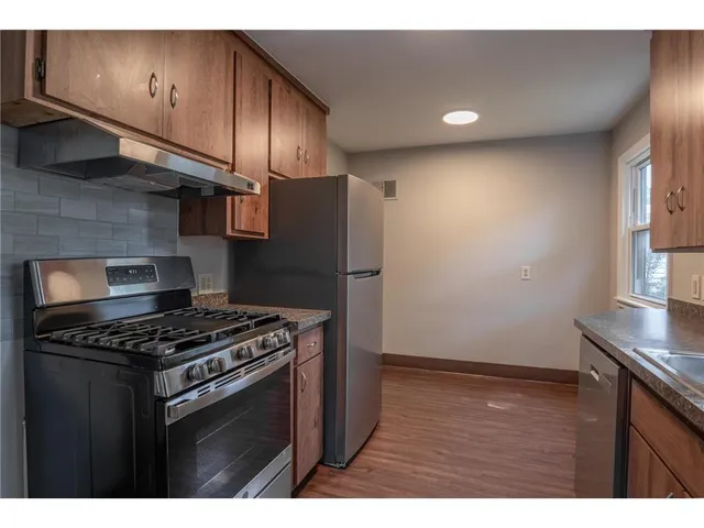 $2,400 | 3708 Xenia Avenue North, Crystal, MN 55422