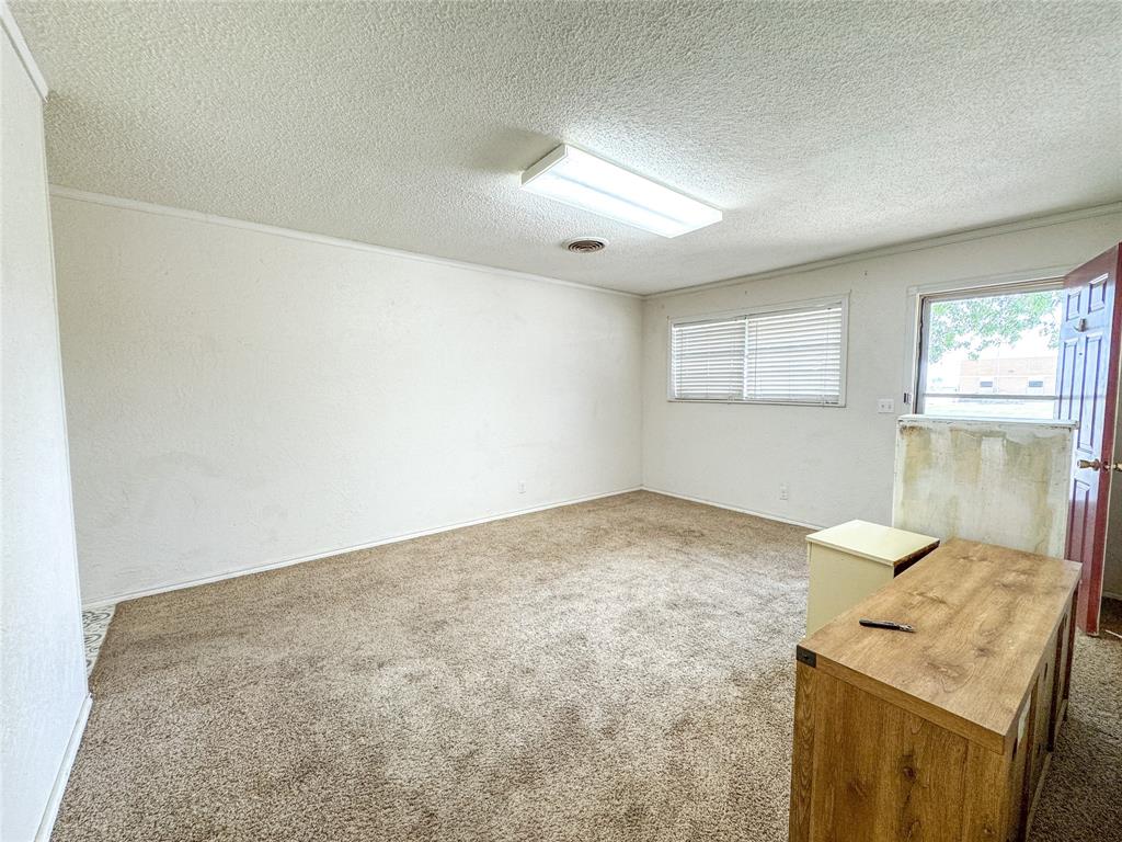 705 N Avenue East, Unit 2 Haskell, TX 79521 - Photo 20 of 29