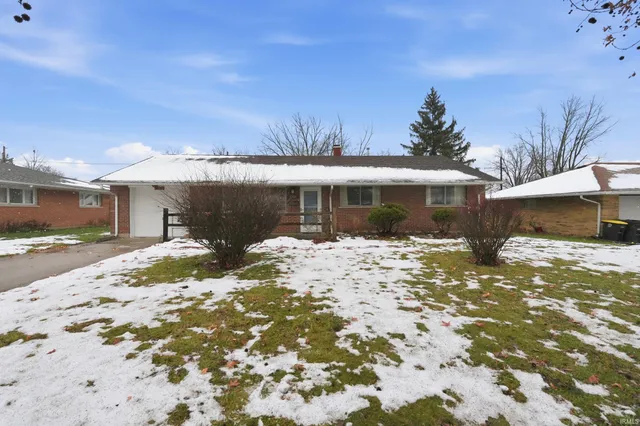 $189,400 | 2714 Barnhart Avenue, Fort Wayne, IN 46805