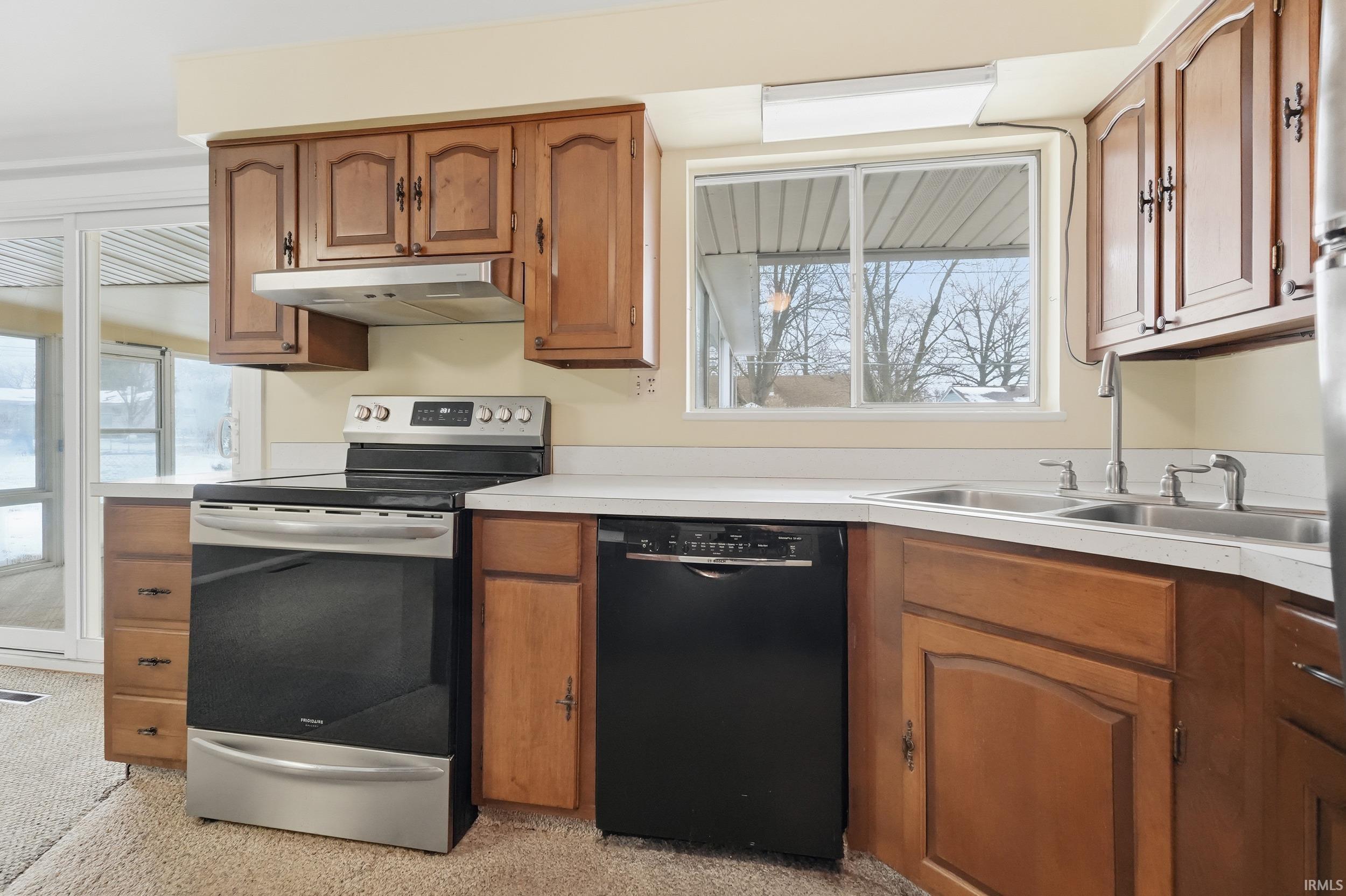 2714 Barnhart Avenue Fort Wayne, IN 46805 - Photo 17 of 36