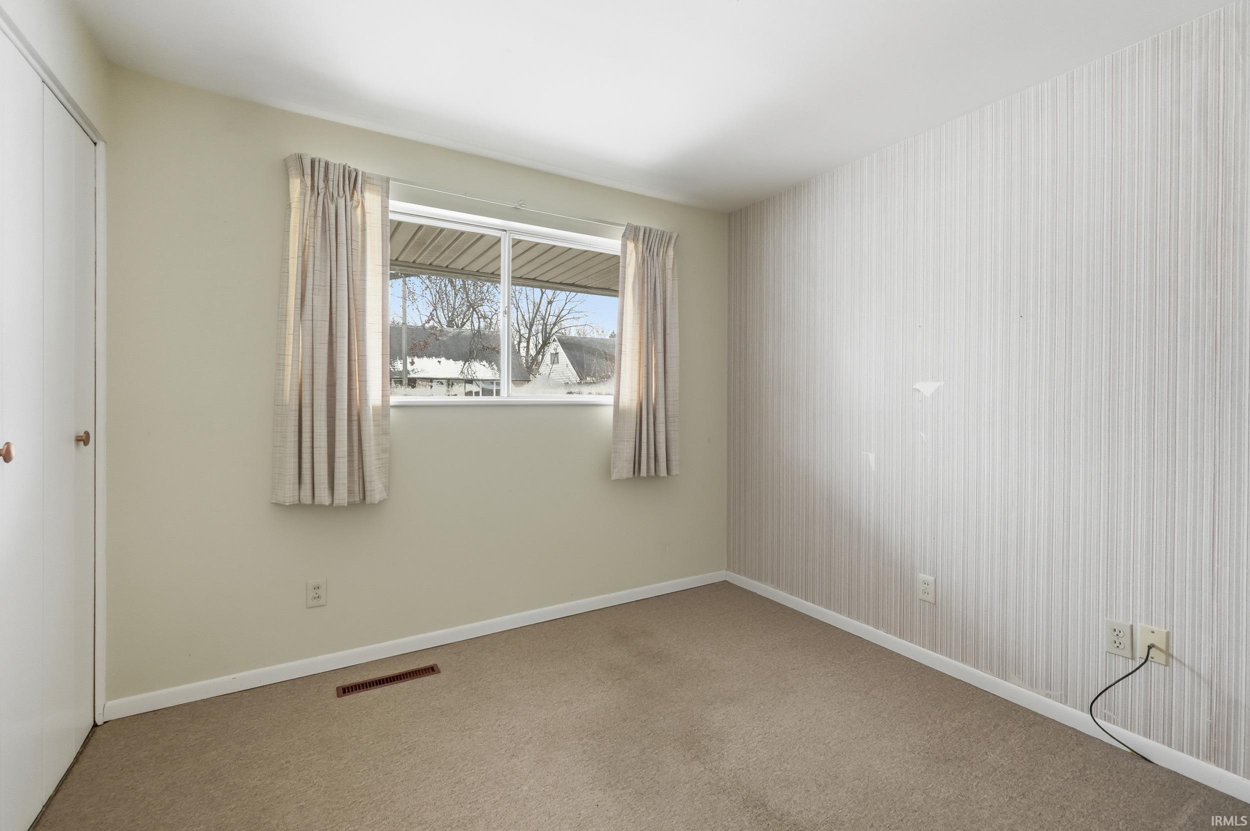 2714 Barnhart Avenue Fort Wayne, IN 46805 - Photo 27 of 36