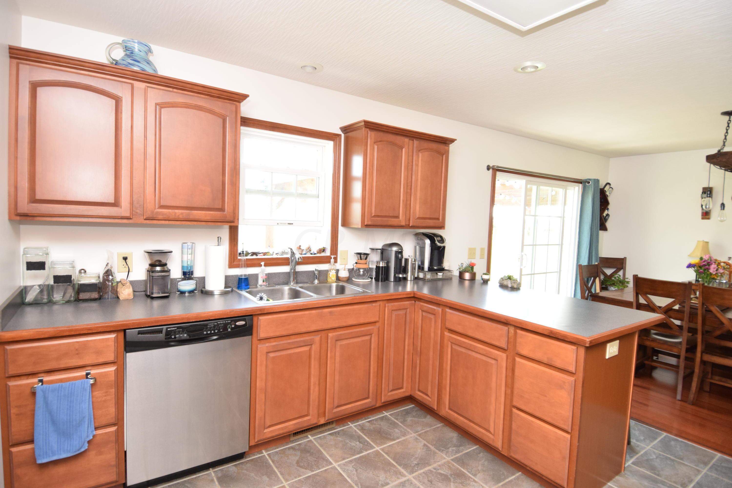 7378 Rader Road Northeast Pleasantville, OH 43148 - Photo 23 of 77