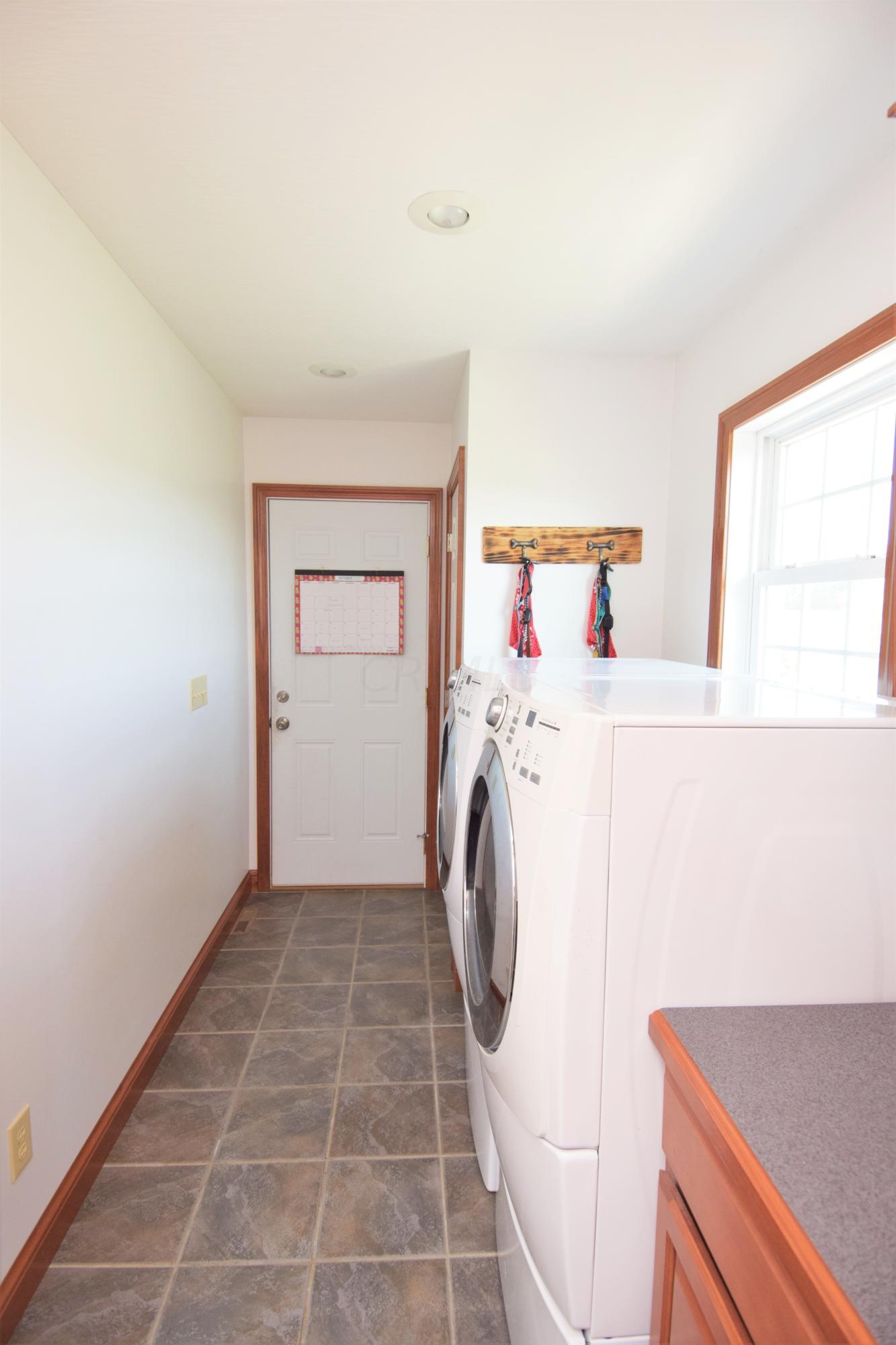 7378 Rader Road Northeast Pleasantville, OH 43148 - Photo 25 of 77