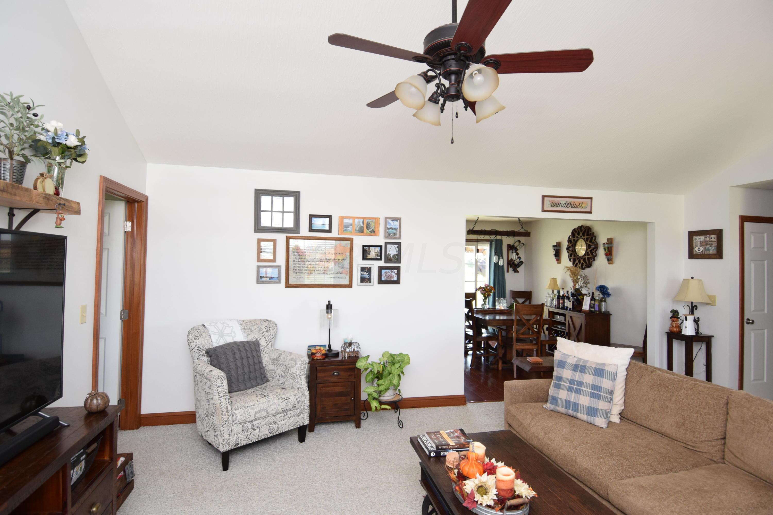 7378 Rader Road Northeast Pleasantville, OH 43148 - Photo 8 of 77