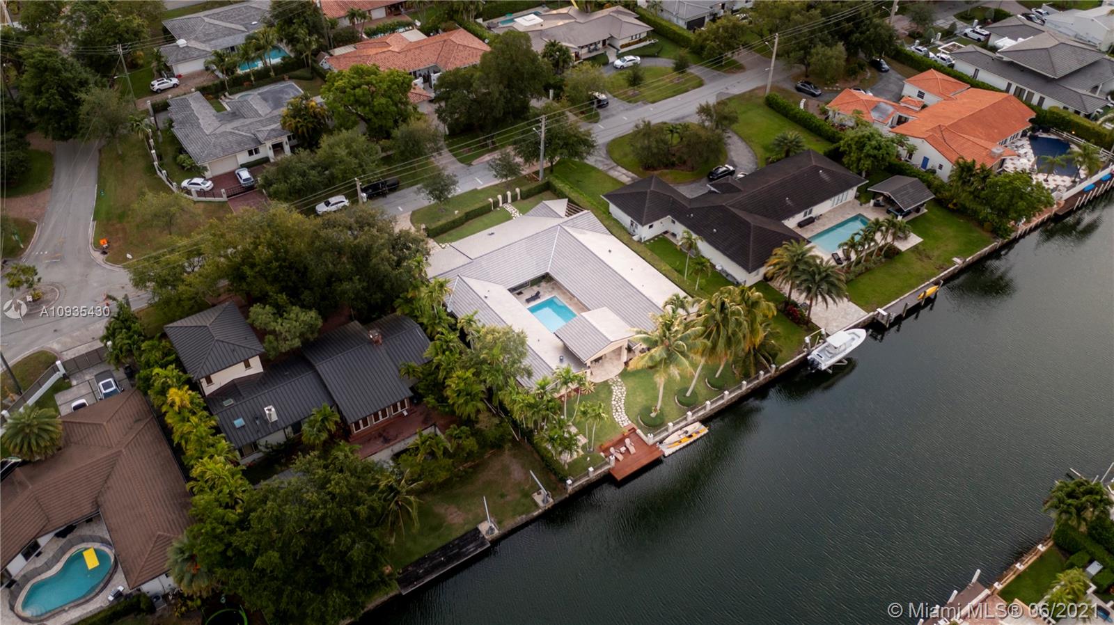 4804 Biltmore Drive Coral Gables, FL 33146 - Photo 45 of 47 an aerial view of residential house with outdoor space and swimming pool
