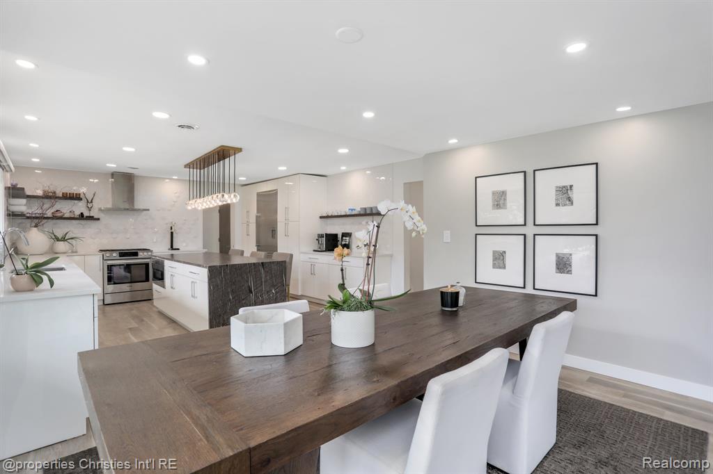 1093 Greentree Road Bloomfield Hills, MI 48304 - Photo 13 of 33 Gallery Image 13